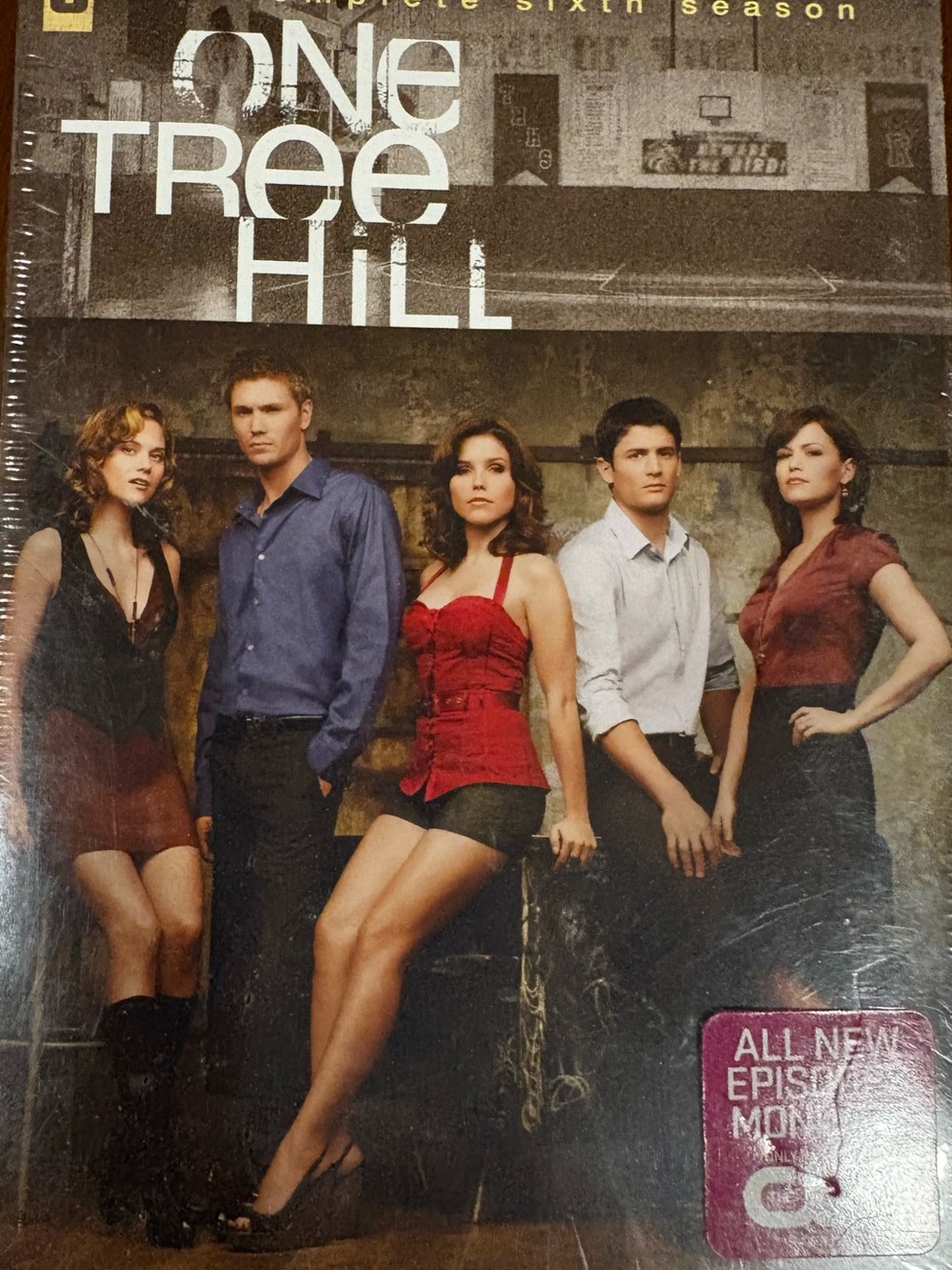 One Tree Hill Complete Sixth Season DVD - Cast Cover, Red Accents